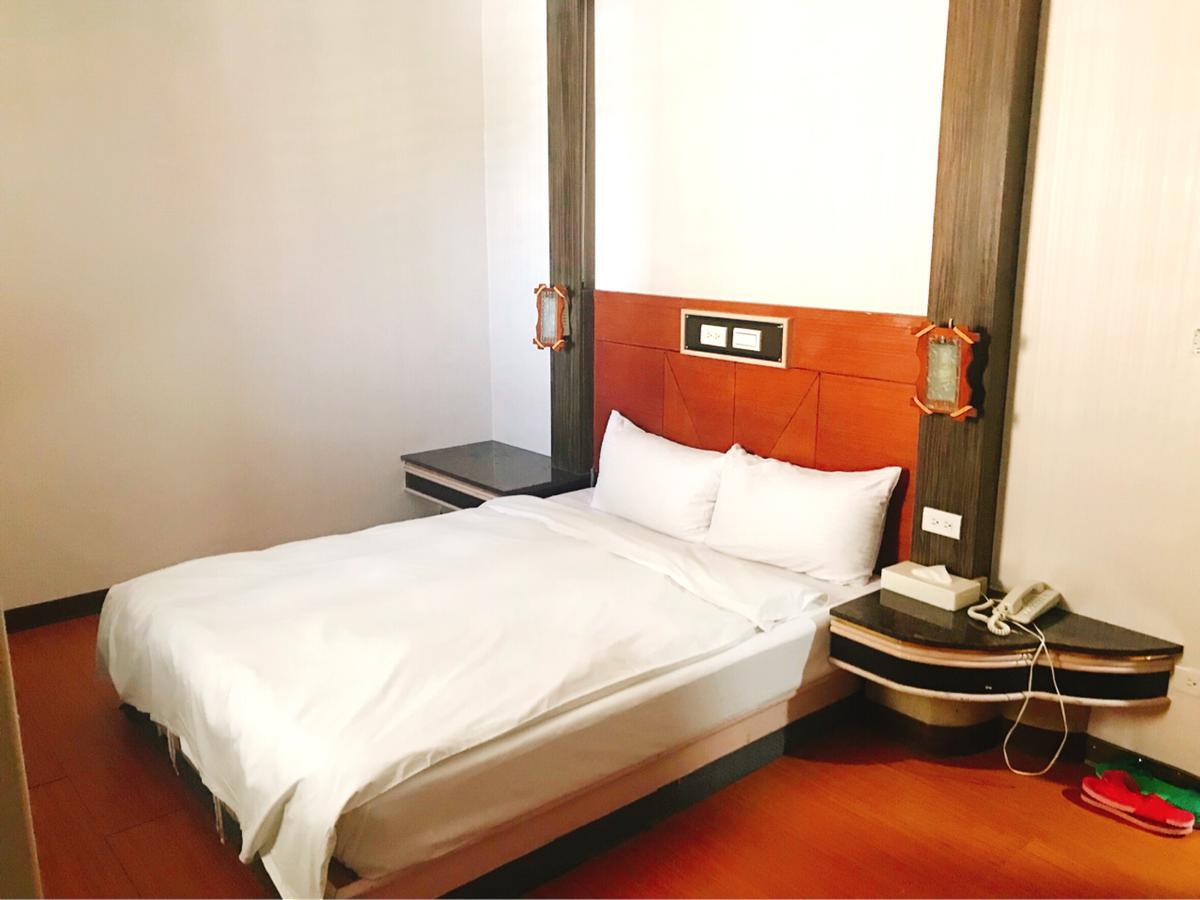 Chang Ti Metropolis Commercial Hotel Zhongli Exterior foto